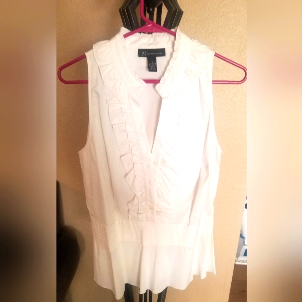 INC. Ruffled Sleeveless
